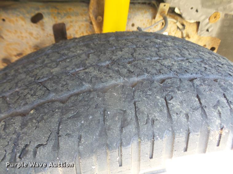 image for item DB6148 2004 Ford F350 Super Duty Crew Cab pickup truck