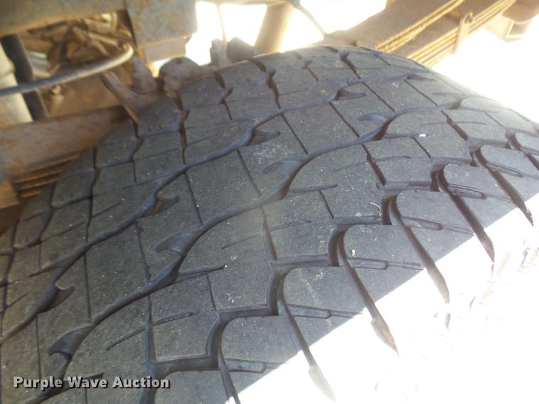 image for item DB6148 2004 Ford F350 Super Duty Crew Cab pickup truck