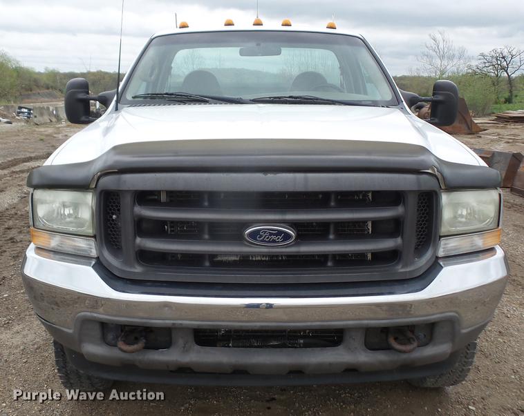 image for item DB6152 2002 Ford F450 Super Duty utility truck