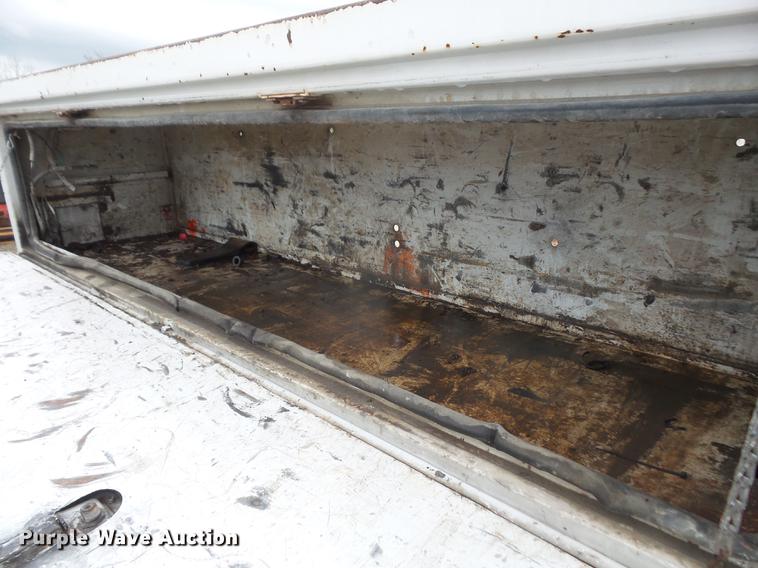 image for item DB6152 2002 Ford F450 Super Duty utility truck