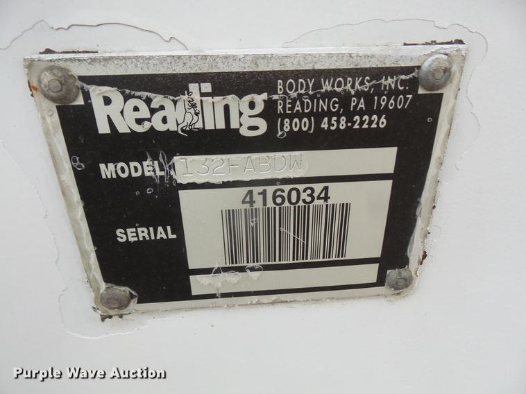 image for item DB6152 2002 Ford F450 Super Duty utility truck