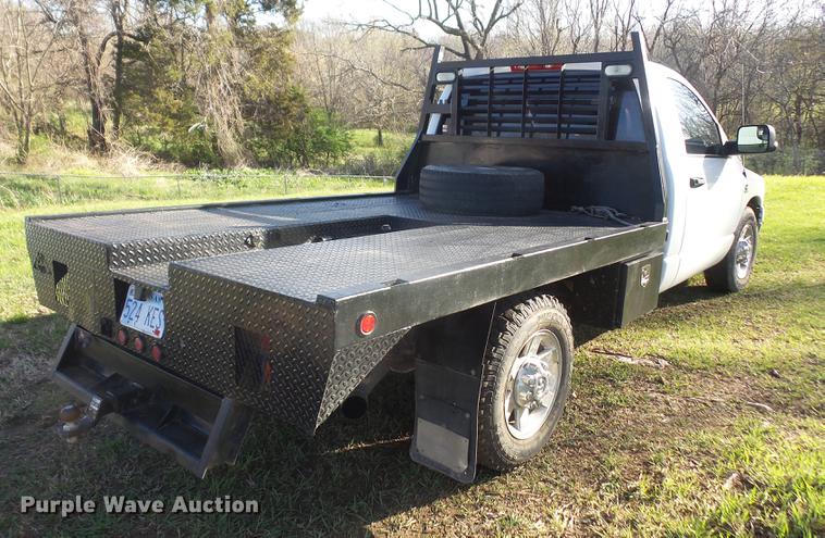 image for item DB6178 2006 Dodge Ram 2500 flatbed pickup truck