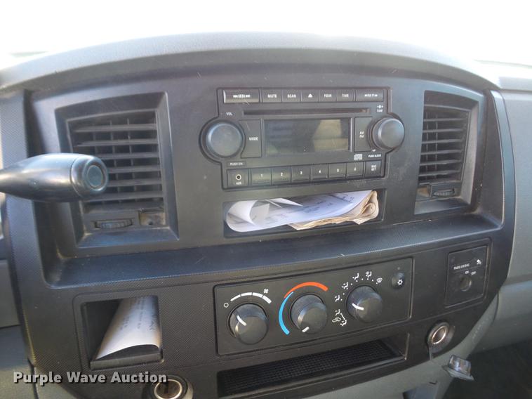 image for item DB6178 2006 Dodge Ram 2500 flatbed pickup truck