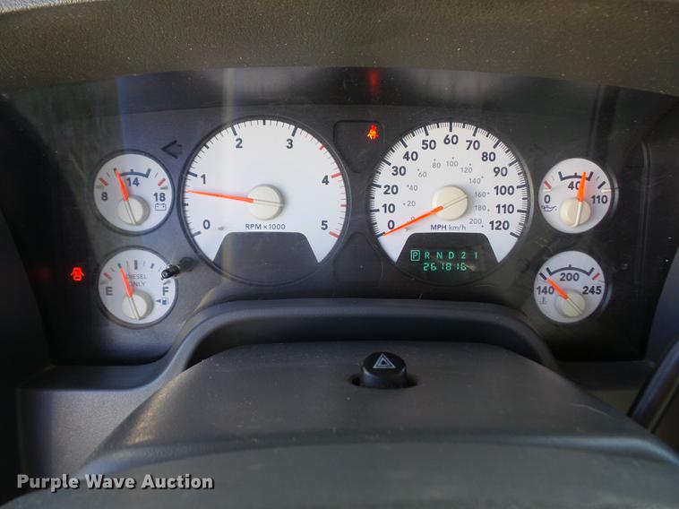 image for item DB6178 2006 Dodge Ram 2500 flatbed pickup truck