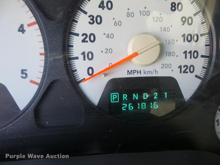 image for item DB6178 2006 Dodge Ram 2500 flatbed pickup truck