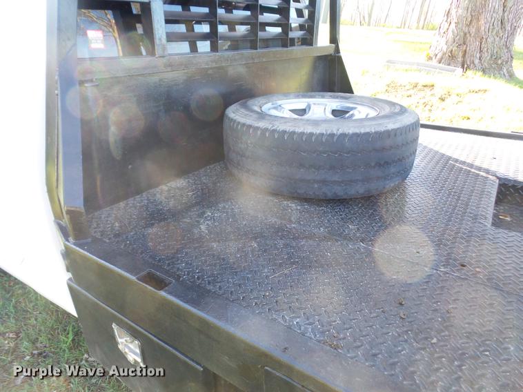 image for item DB6178 2006 Dodge Ram 2500 flatbed pickup truck