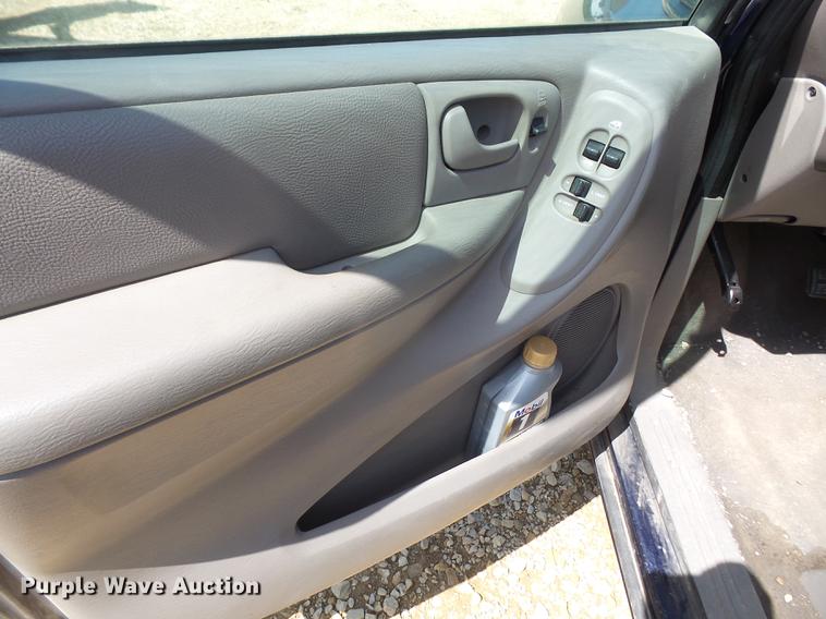 image for item DB6180 2003 Dodge Grand Caravan van