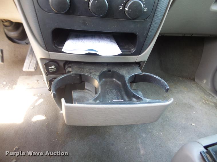 image for item DB6180 2003 Dodge Grand Caravan van
