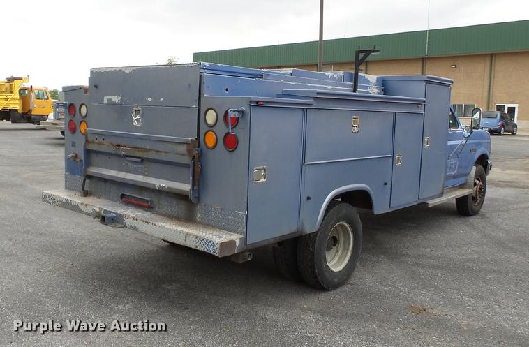 image for item DB7135 1997 Ford F450 Super Duty utility truck