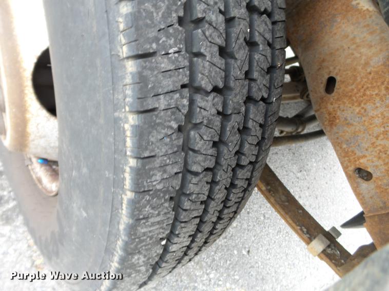 image for item DB7135 1997 Ford F450 Super Duty utility truck