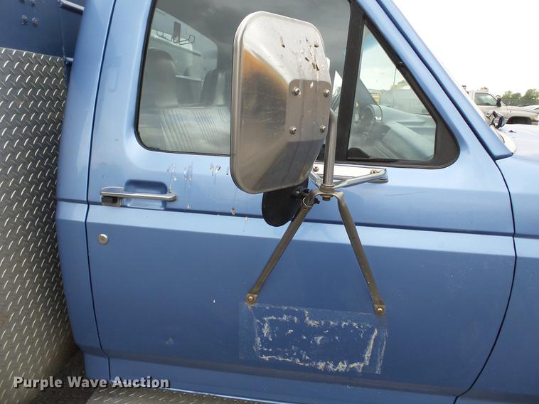 image for item DB7135 1997 Ford F450 Super Duty utility truck