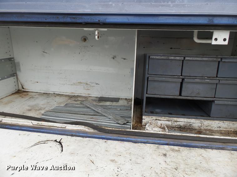 image for item DB7135 1997 Ford F450 Super Duty utility truck