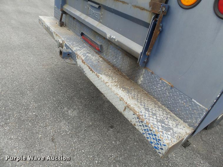 image for item DB7135 1997 Ford F450 Super Duty utility truck