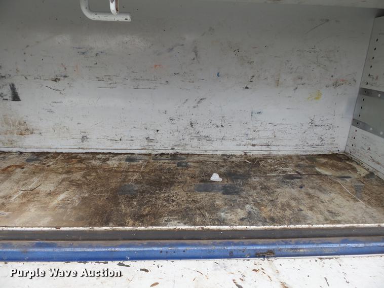 image for item DB7135 1997 Ford F450 Super Duty utility truck