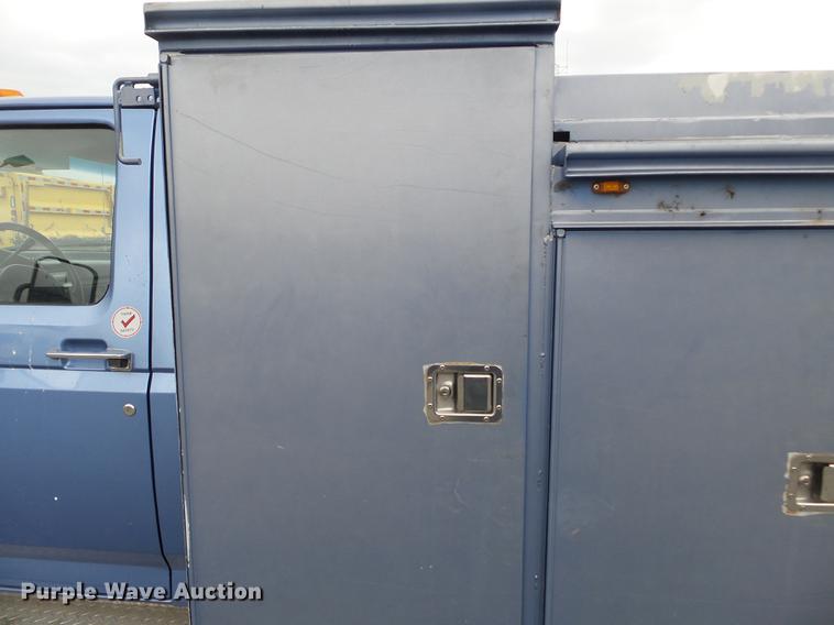image for item DB7135 1997 Ford F450 Super Duty utility truck