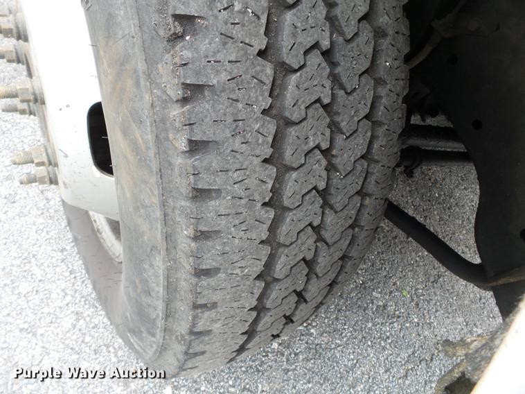 image for item DB7140 2008 Ford F350 Super Duty Crew Cab pickup truck