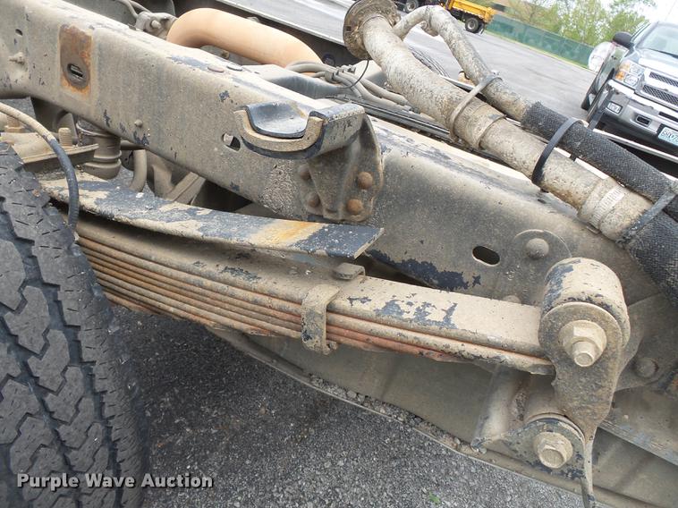 image for item DB7140 2008 Ford F350 Super Duty Crew Cab pickup truck