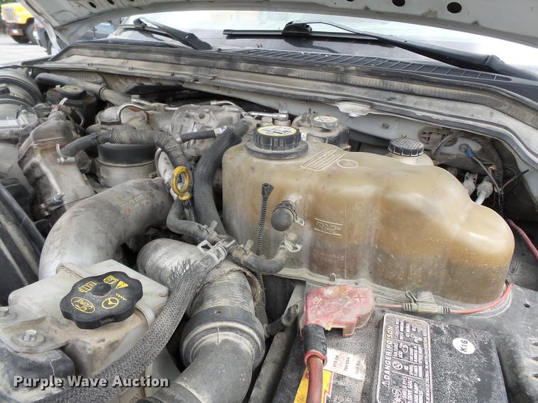 image for item DB7140 2008 Ford F350 Super Duty Crew Cab pickup truck