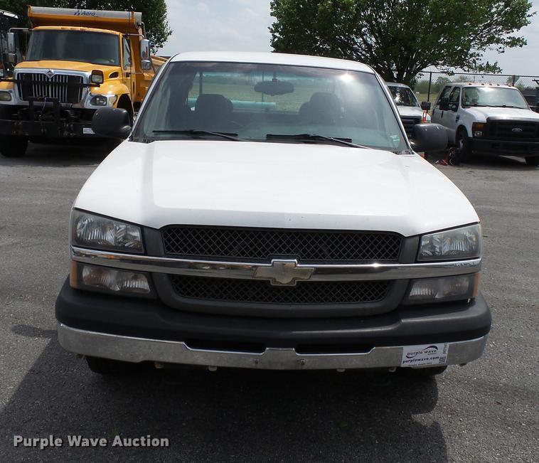 image for item DB7141 2004 Chevrolet Silverado 1500 Ext. Cab pickup truck