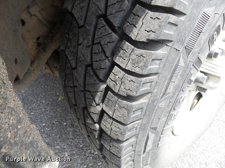 image for item DB7141 2004 Chevrolet Silverado 1500 Ext. Cab pickup truck