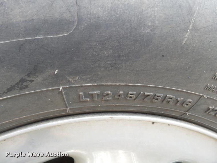 image for item DB7141 2004 Chevrolet Silverado 1500 Ext. Cab pickup truck