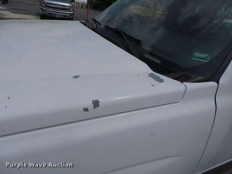 image for item DB7141 2004 Chevrolet Silverado 1500 Ext. Cab pickup truck