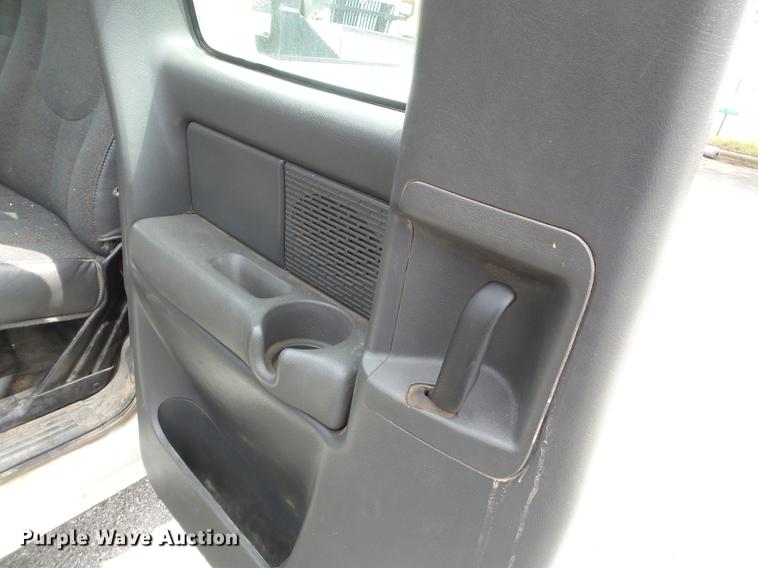 image for item DB7141 2004 Chevrolet Silverado 1500 Ext. Cab pickup truck