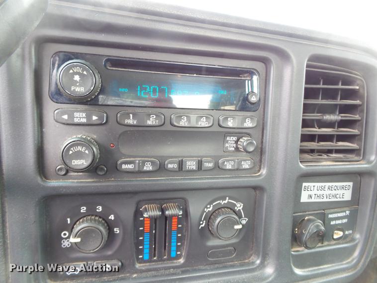 image for item DB7141 2004 Chevrolet Silverado 1500 Ext. Cab pickup truck