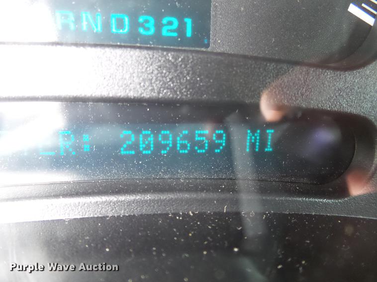 image for item DB7141 2004 Chevrolet Silverado 1500 Ext. Cab pickup truck