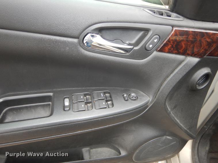 image for item DC0439 2012 Chevrolet Impala LS