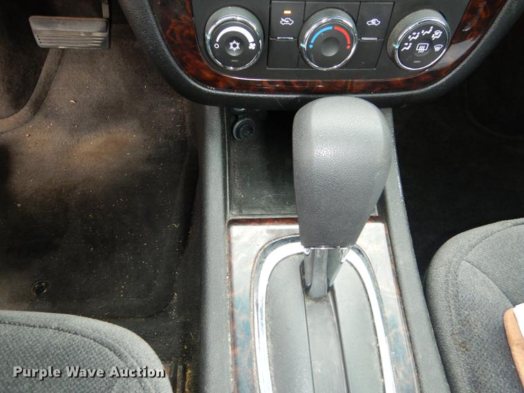 image for item DC0439 2012 Chevrolet Impala LS