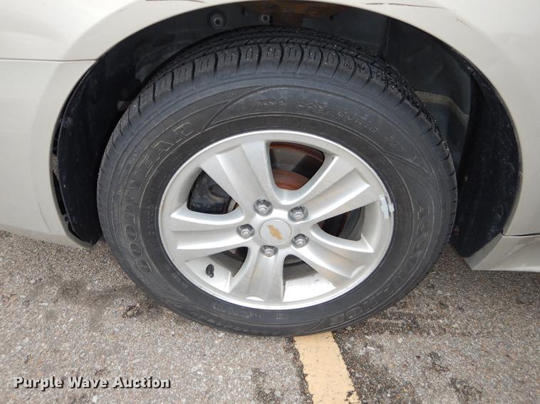 image for item DC0439 2012 Chevrolet Impala LS