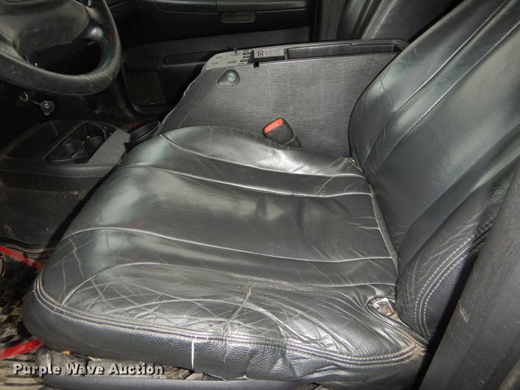 image for item DC0441 2001 Dodge Dakota SLT Quad Cab pickup truck