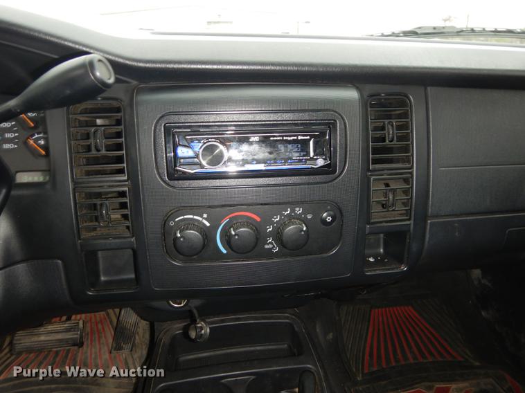 image for item DC0441 2001 Dodge Dakota SLT Quad Cab pickup truck