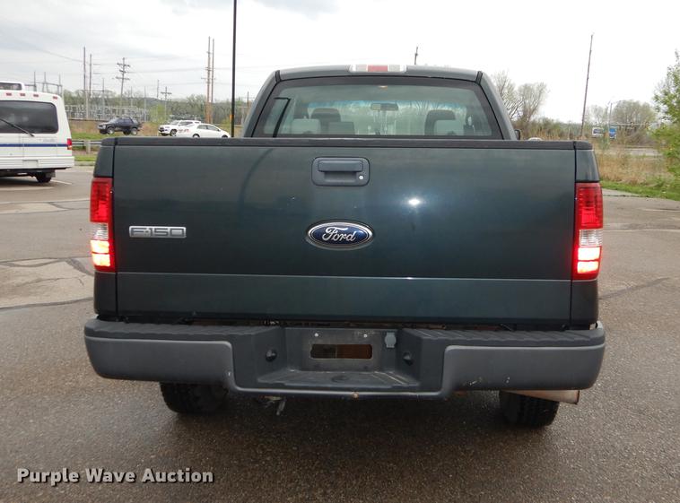 image for item DC0469 2006 Ford F150 XL SuperCab pickup truck