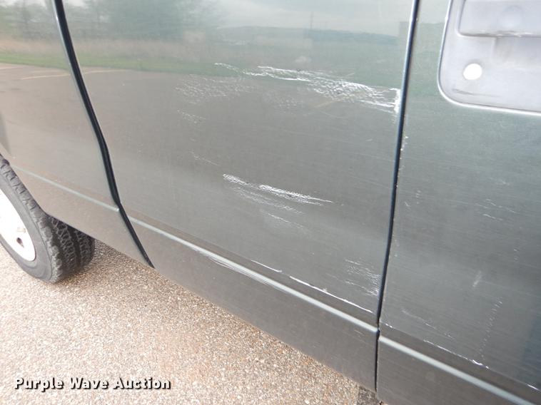 image for item DC0469 2006 Ford F150 XL SuperCab pickup truck