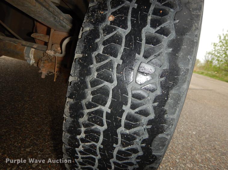 image for item DC0469 2006 Ford F150 XL SuperCab pickup truck