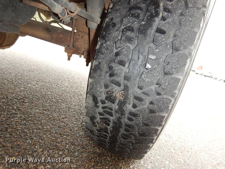 image for item DC0469 2006 Ford F150 XL SuperCab pickup truck