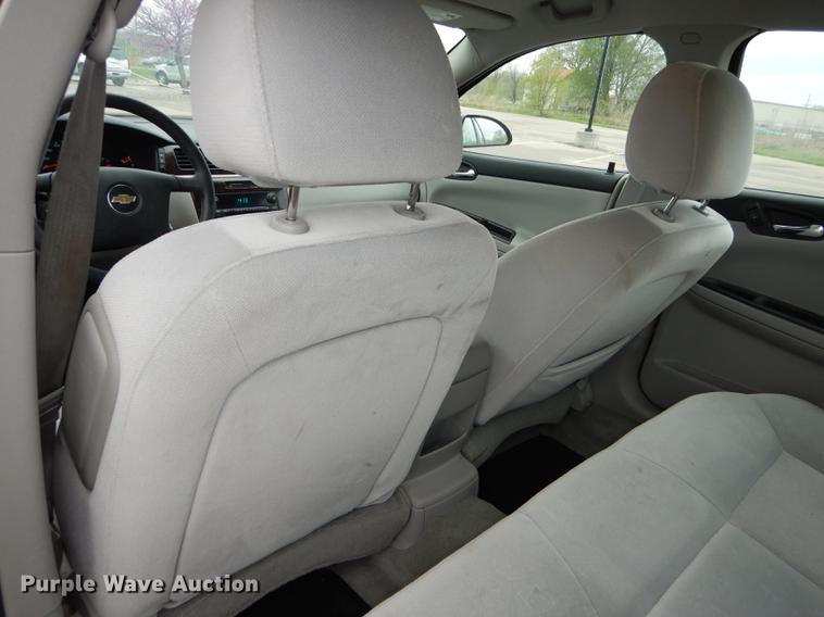 image for item DC0470 2012 Chevrolet Impala LS