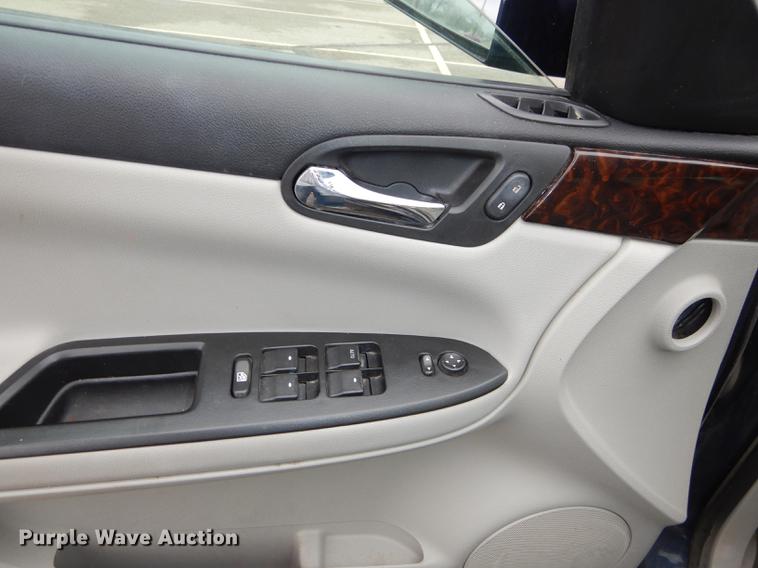 image for item DC0470 2012 Chevrolet Impala LS