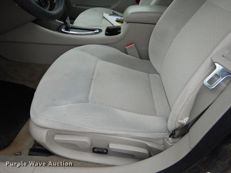 image for item DC0470 2012 Chevrolet Impala LS