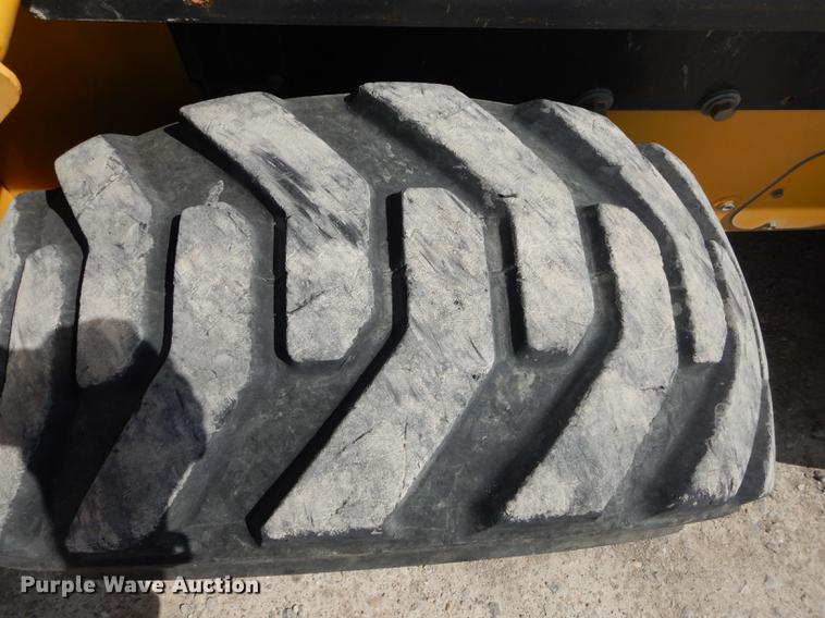 image for item DC0488 2012 New Holland L230 skid steer