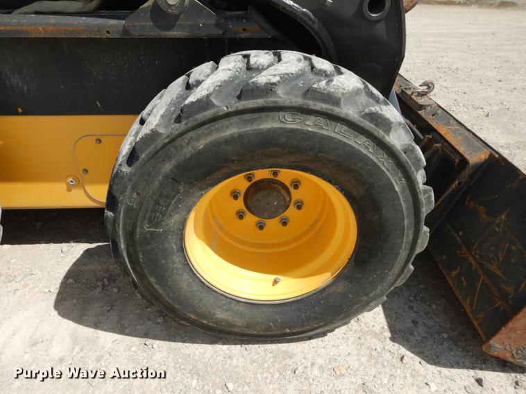 image for item DC0488 2012 New Holland L230 skid steer