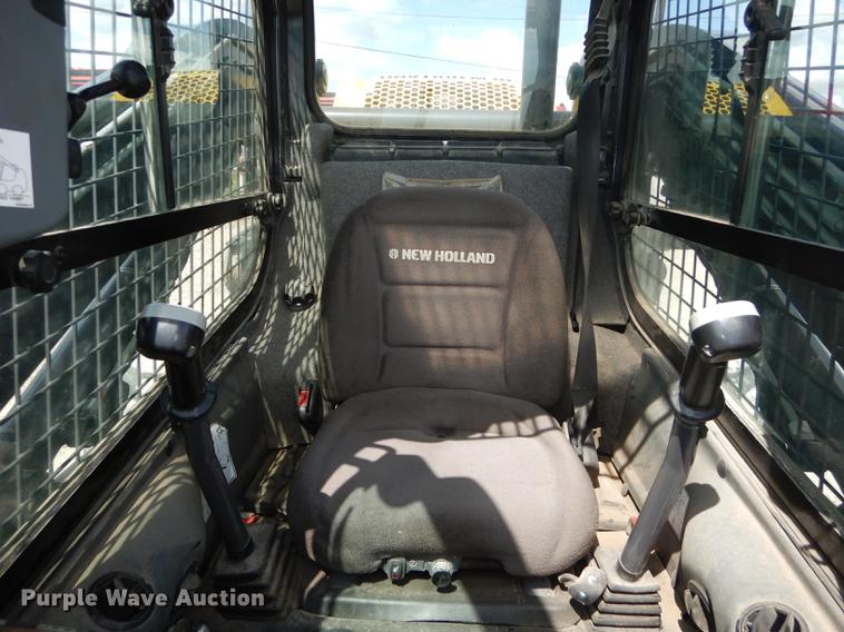 image for item DC0488 2012 New Holland L230 skid steer