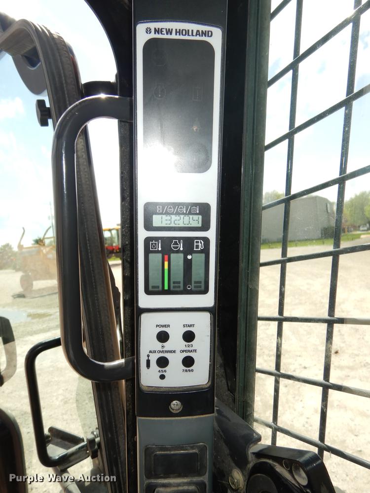 image for item DC0488 2012 New Holland L230 skid steer