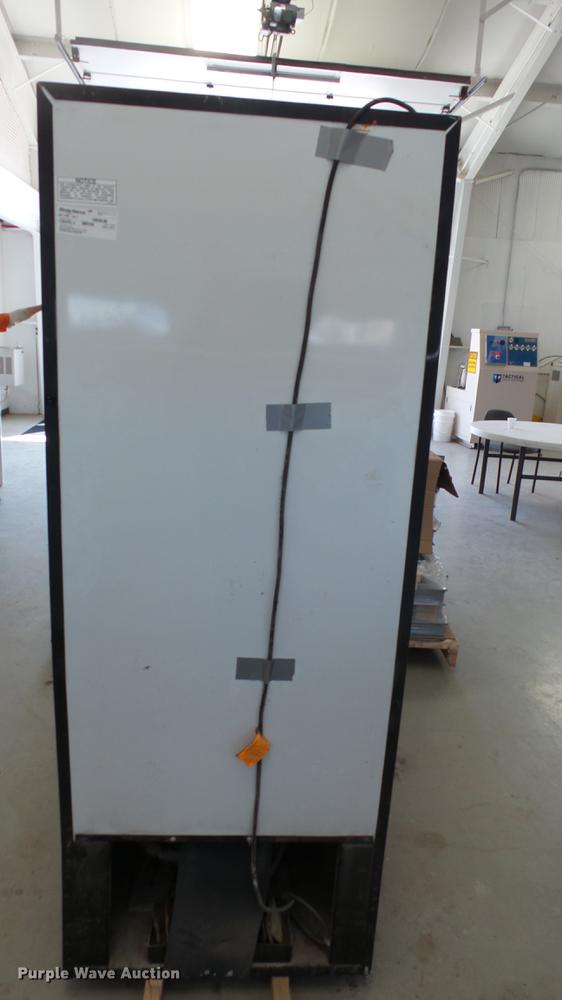 image for item DC3014 Dixie-Narco DN276E/S11-7 drink vending machine