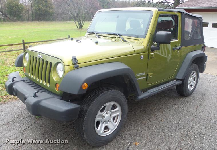 image for item DC3032 2010 Jeep Wrangler Sport SUV