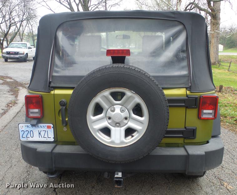image for item DC3032 2010 Jeep Wrangler Sport SUV