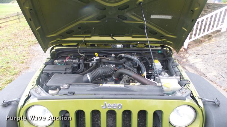 image for item DC3032 2010 Jeep Wrangler Sport SUV