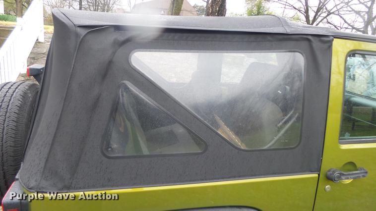 image for item DC3032 2010 Jeep Wrangler Sport SUV